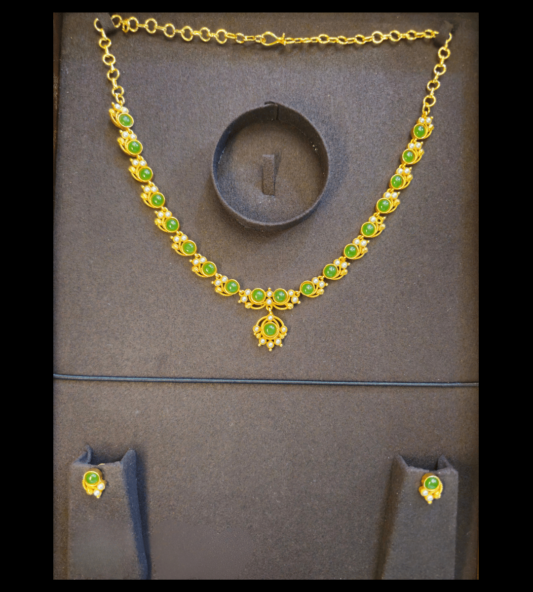 Necklace03