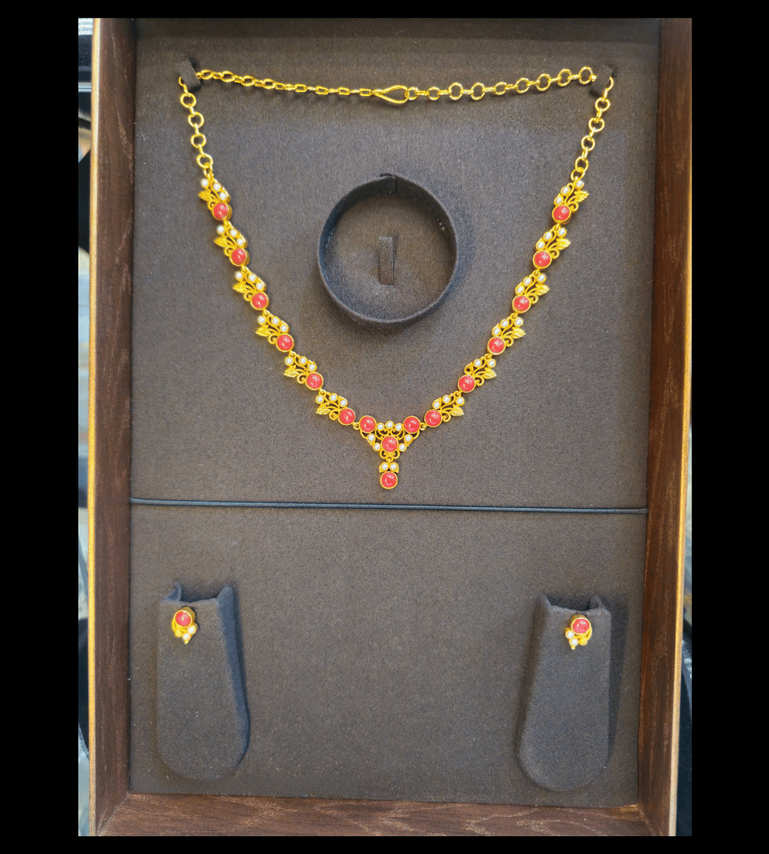 Necklace04
